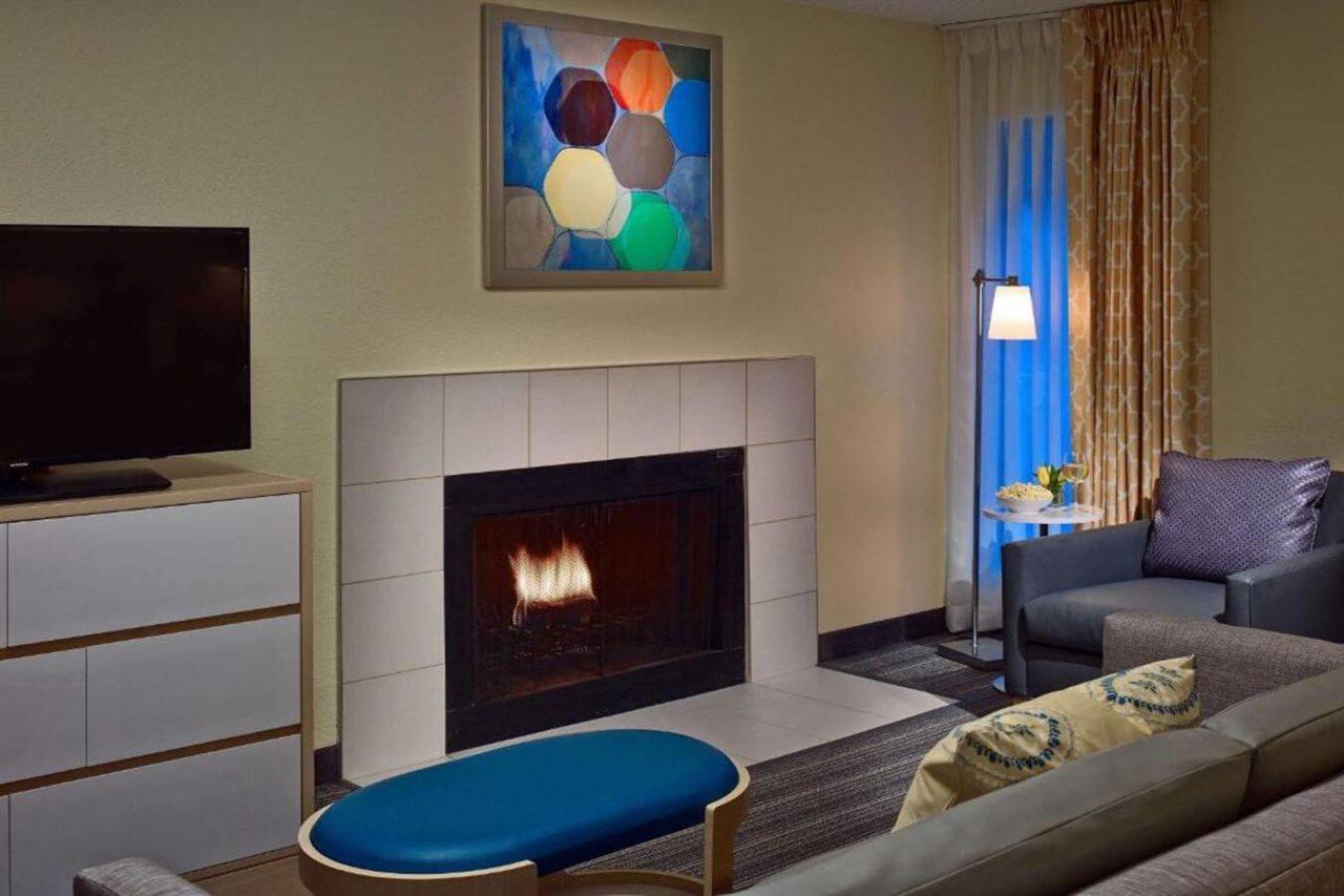 Sonesta ES Suites Providence - Airport Warwick Exterior foto