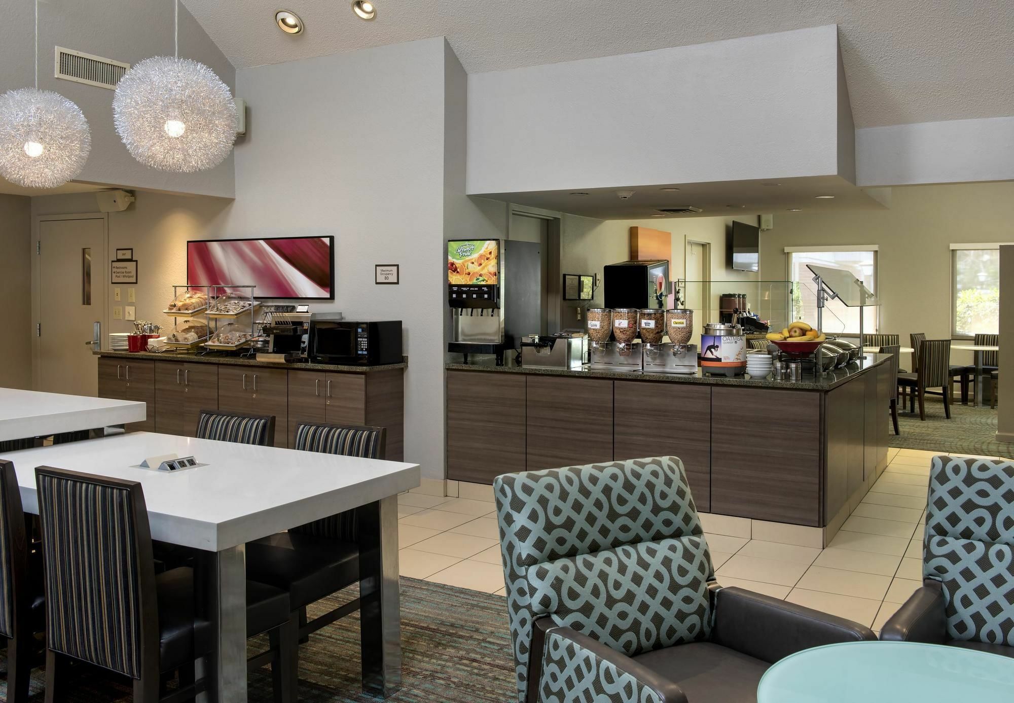 Sonesta ES Suites Providence - Airport Warwick Exterior foto